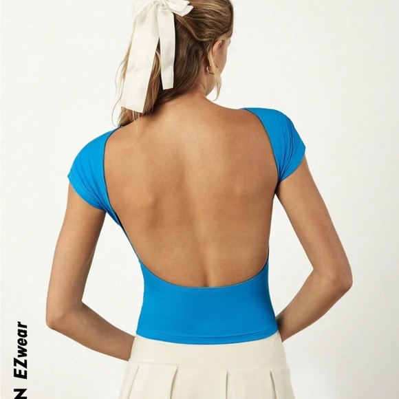 Shein Women’s Backless Blue Short Sleeve Top S - Picture 2 of 6